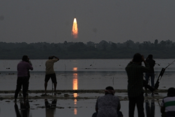 The Weekend Leader - India successfully puts SCATSAT-1, 7 others into orbit 